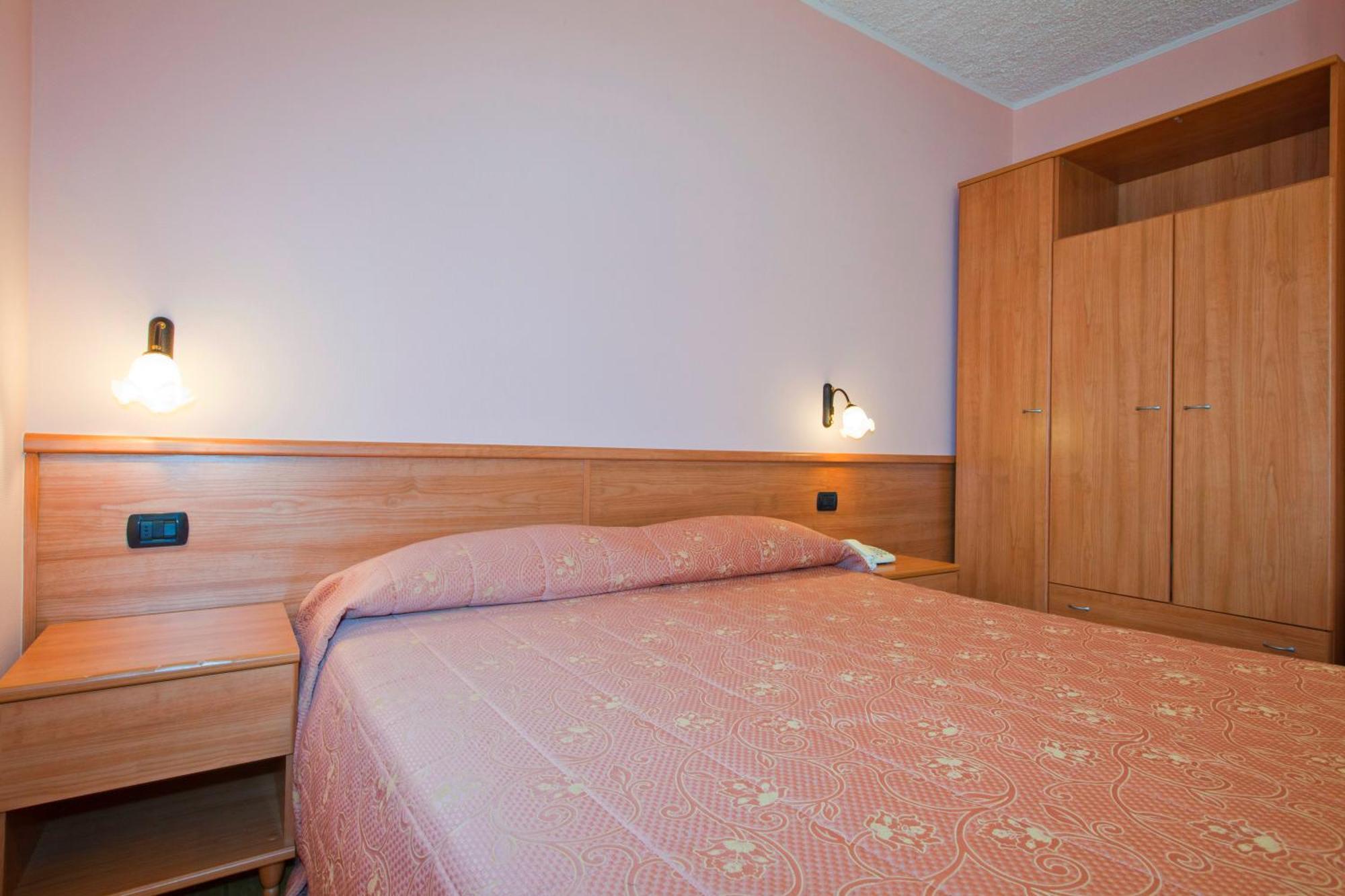 Hotel Migliorati Castione della Presolana Phòng bức ảnh